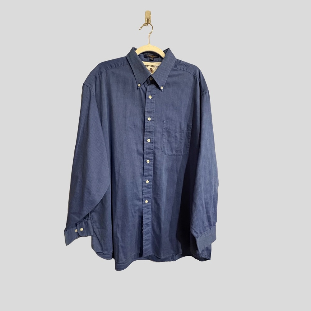 TOMMY HILFIGER | 100% COTTON | EXCELLENT CONDITION | SIZE: XL 17 1/2 and 34/35 |